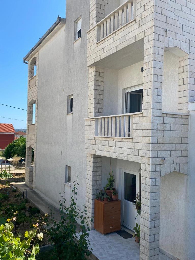 טרוגיר Apartmani Josipa מראה חיצוני תמונה